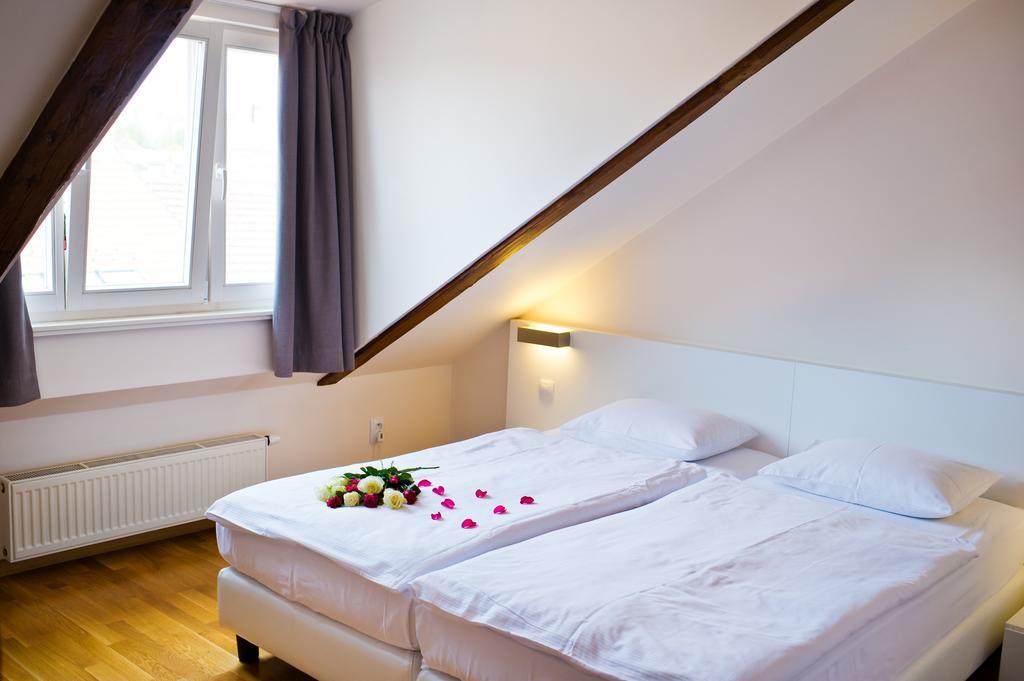 Vysehrad Castle Suite Prag Værelse billede